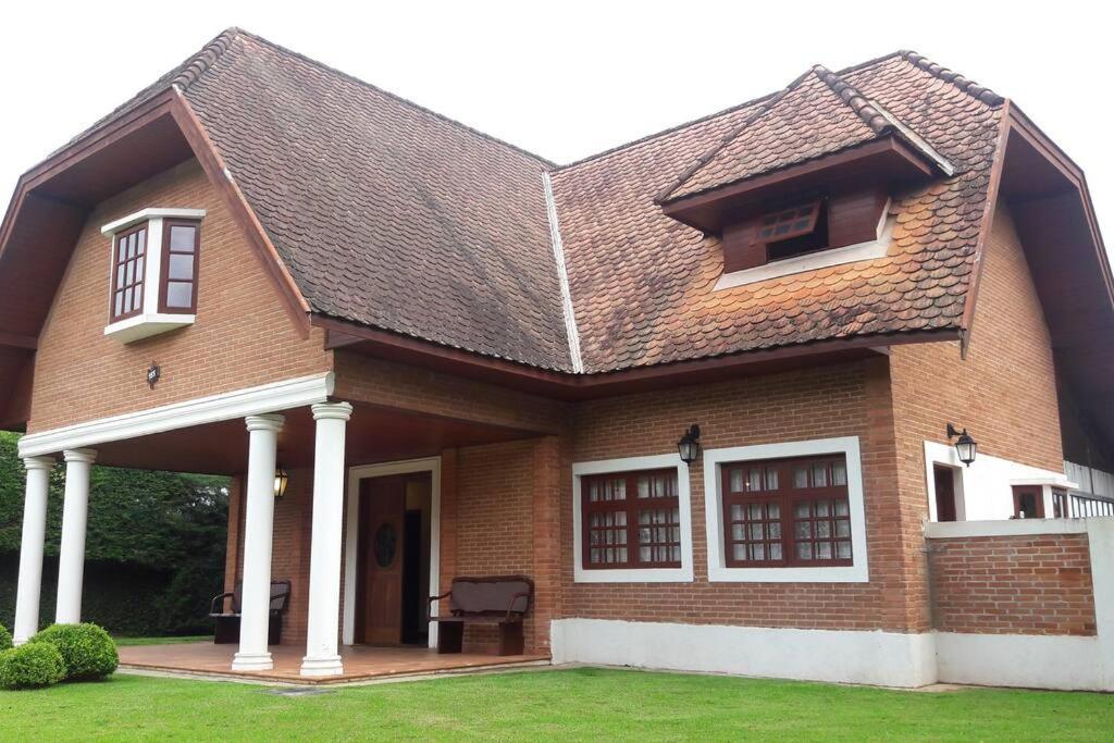 Casa E Vista Privilegiadas No Alto Do Capivari Campos do Jordão Εξωτερικό φωτογραφία
